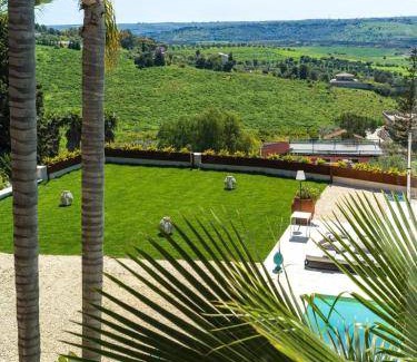 Carlentini Villa | 300 m² Villa ∙ 3 bedrooms ∙ 7 guests