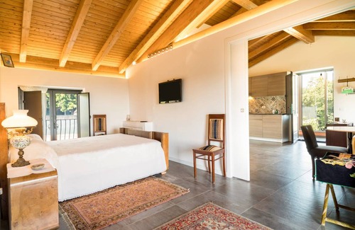 Aci Catena Villa | 300 m² Villa ∙ 4 bedrooms ∙ 10 guests