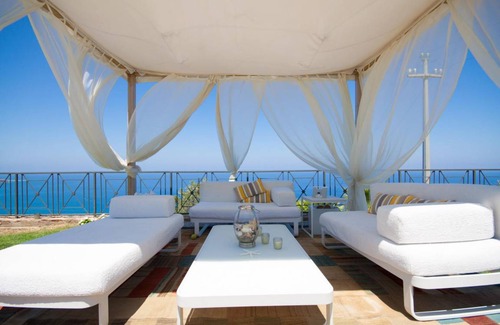 Sant'Ambrogio Villa | 300 m² Villa ∙ 5 bedrooms ∙ 10 guests
