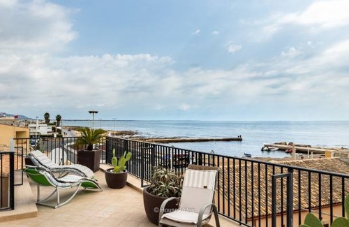 Calabernardo Villa | 300 m² Villa ∙ 5 bedrooms ∙ 8 guests