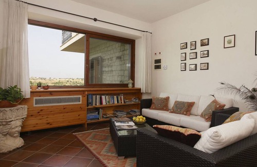 Modica Villa | 300 m² Villa ∙ 7 bedrooms ∙ 16 guests