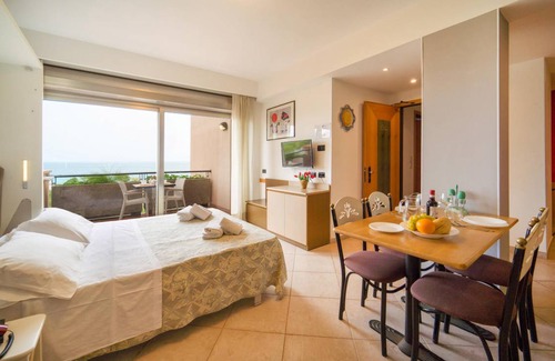 Addaura Apartment | 35 m² Apartment ∙ 1 bedroom ∙ 4 guests