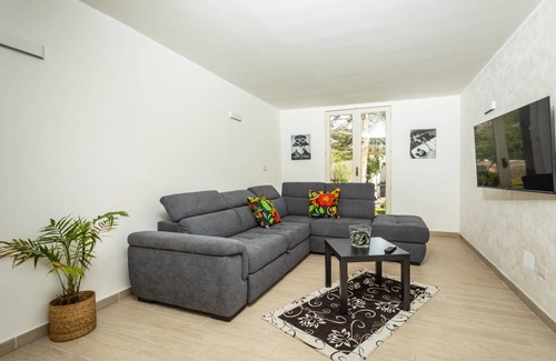Aci Sant'Antonio Villa | 350 m² Villa ∙ 3 bedrooms ∙ 12 guests