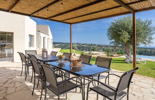Scicli Villa | 350 m² Villa ∙ 7 bedrooms ∙ 14 guests