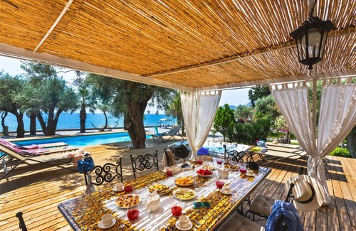 Letojanni Villa | 350 m² Villa ∙ 8 bedrooms ∙ 16 guests