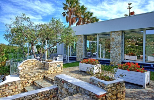 Scopello Villa | 380 m² Villa ∙ 6 bedrooms ∙ 12 guests