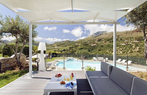 Scopello Villa | 380 m² Villa ∙ 6 bedrooms ∙ 12 guests