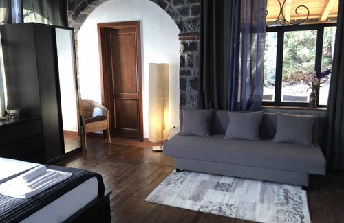Milo Resort | 40 m² Private room ∙ 1 bedroom ∙ 4 guests