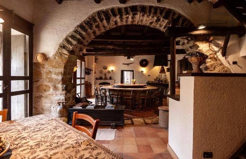 Pettineo House | 400 m² Farmhouse ∙ 8 bedrooms ∙ 20 guests