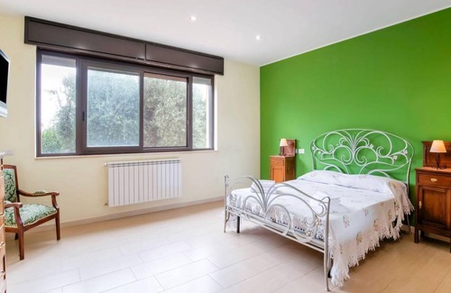 Solarino House | 400 m² House ∙ 5 bedrooms ∙ 12 guests