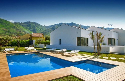 Mazzaforno Apartment | 45 m² Apartment ∙ 1 bedroom ∙ 4 guests