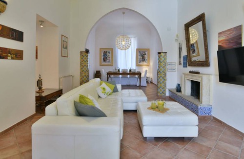 Milazzo Villa | 480 m² Villa ∙ 4 bedrooms ∙ 8 guests