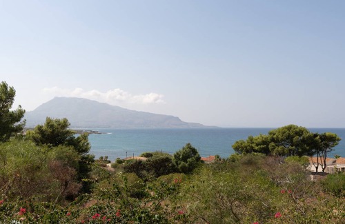 Cornino Apartment | 50 m² Apartment ∙ 2 bedrooms ∙ 4 guests