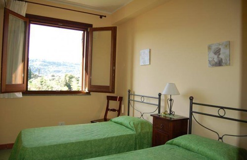 Santa Tecla Apartment | 50 m² Apartment ∙ 2 bedrooms ∙ 5 guests