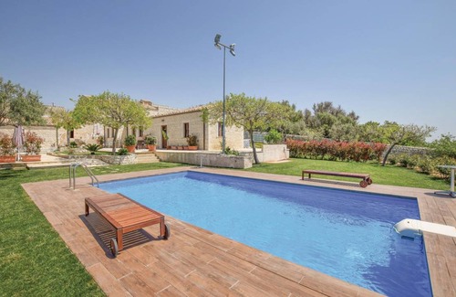 Modica House | 50 m² Maisonette ∙ 2 bedrooms ∙ 4 guests