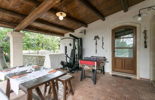 Noto House | 500 m² House ∙ 6 bedrooms ∙ 12 guests