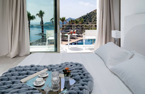 Letojanni Villa | 500 m² Villa ∙ 7 bedrooms ∙ 14 guests