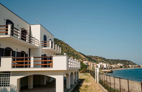 Marina di Caronia Other | 55 m² Accommodation ∙ 1 bedroom ∙ 3 guests