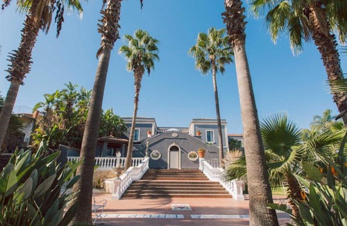 Santa Venerina Apartment | 560 m² Apartment ∙ 6 bedrooms ∙ 12 guests