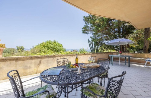 Santa Flavia Apartment | 60 m² Apartment ∙ 2 bedrooms ∙ 4 guests