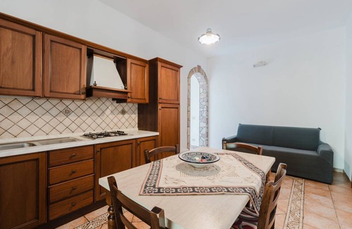 Castelluzzo House | 60 m² House ∙ 1 bedroom ∙ 3 guests