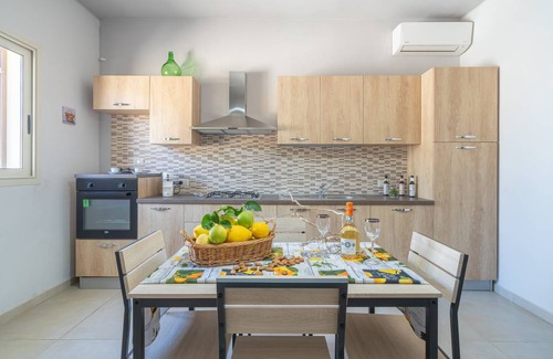 Avola House | 60 m² House ∙ 2 bedrooms ∙ 3 guests