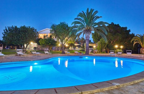 Modica Villa | 600 m² Villa ∙ 9 bedrooms ∙ 15 guests