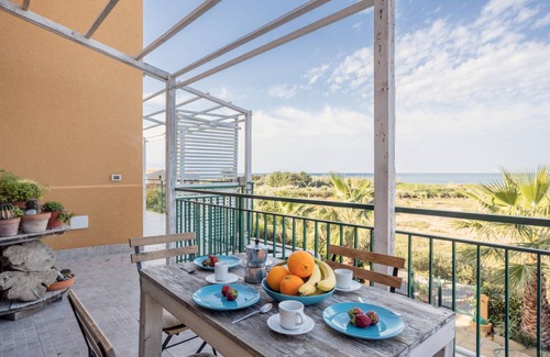 Campofelice di Roccella Apartment | 65 m² Apartment ∙ 3 bedrooms ∙ 6 guests