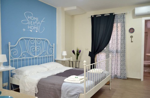 Montegrappa House | 65 m² House ∙ 2 bedrooms ∙ 4 guests