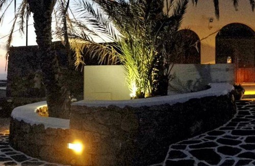 Pantelleria House | 65 m² House ∙ 2 bedrooms ∙ 6 guests