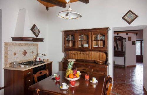 Castelbuono Apartment | 70 m² Apartment ∙ 2 bedrooms ∙ 6 guests