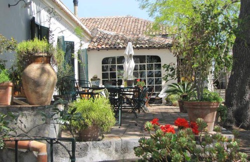 Santa Venerina Bed & Breakfast | 70 m² Bed and breakfast ∙ 2 bedrooms ∙ 4 guests