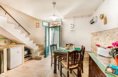 Scicli Apartment | 75 m² Apartment ∙ 1 bedroom ∙ 4 guests