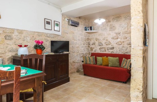 Scicli Apartment | 75 m² Apartment ∙ 1 bedroom ∙ 4 guests