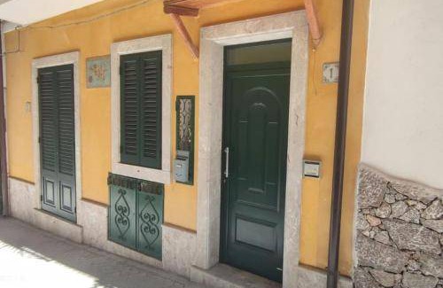 Mazzeo House | 75 m² House ∙ 3 bedrooms ∙ 5 guests