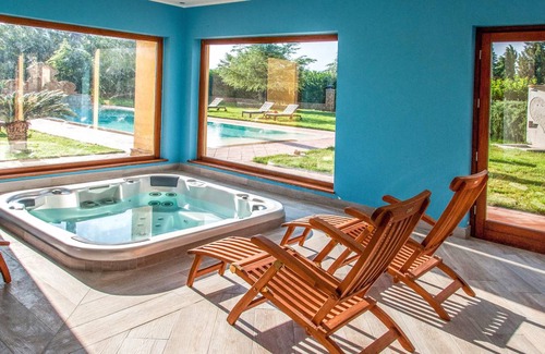 San Michele di Ganzaria House | 750 m² House ∙ 13 bedrooms ∙ 30 guests