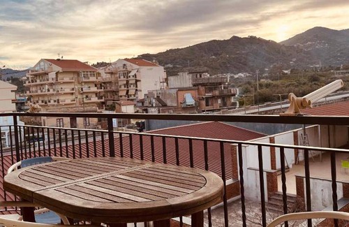 Santa Teresa di Riva Apartment | 78 m² Serviced apartment ∙ 127 guests