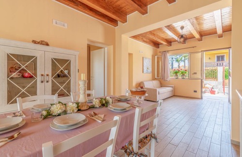 Brucoli House | 80 m² House ∙ 2 bedrooms ∙ 6 guests