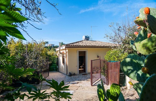Noto Marina House | 80 m² House ∙ 2 bedrooms ∙ 6 guests