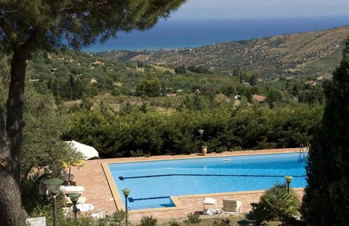 Collesano Villa | 80 m² Villa ∙ 2 bedrooms ∙ 5 guests