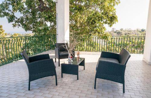 Riposto Apartment | 90 m² Apartment ∙ 3 bedrooms ∙ 5 guests