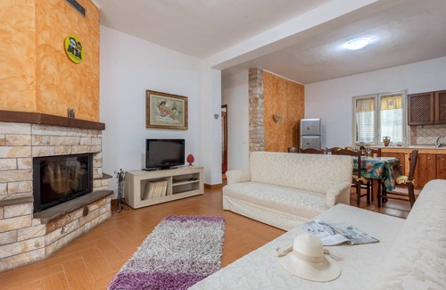 Monreale House | 90 m² House ∙ 2 bedrooms ∙ 4 guests