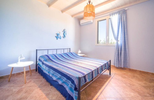 Torre Colonna-sperone House | 90 m² House ∙ 5 bedrooms ∙ 10 guests