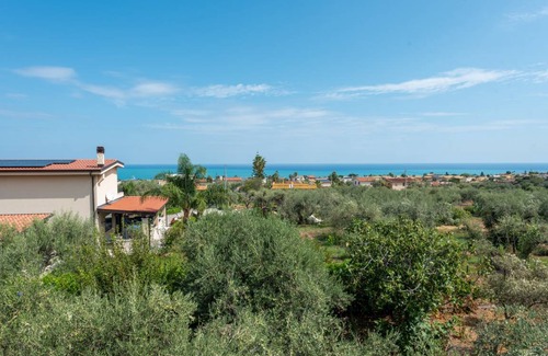 Torre Colonna-sperone House | 90 m² House ∙ 2 bedrooms ∙ 4 guests