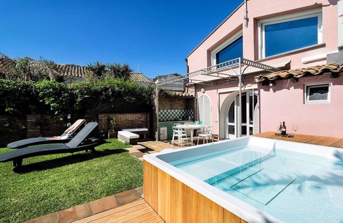 Santa Tecla Villa | 90 m² Villa ∙ 2 bedrooms ∙ 4 guests