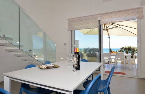 Alcamo Marina Villa | 90 m² Villa ∙ 4 bedrooms ∙ 7 guests