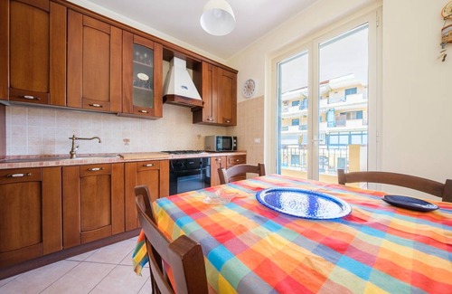 Milazzo Apartment | 98 m² Apartment ∙ 2 bedrooms ∙ 5 guests