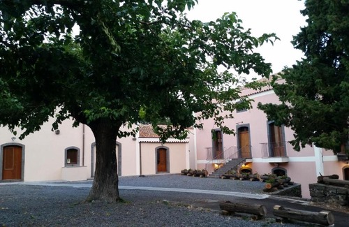 Castiglione di Sicilia House | A Barunissa Country House