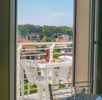 Agnone Bagni Apartment | Acacia House - Few meters from the beach