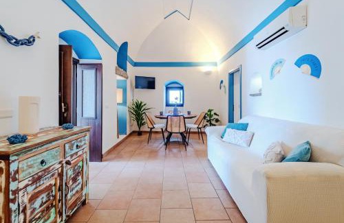 Khamma Fuori House | Alba Chiara & Mila - Sea View, Terrace and Jacuzzi